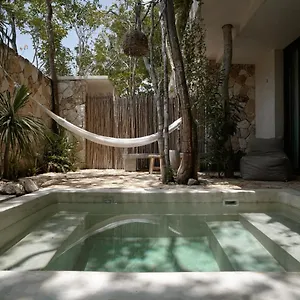 1-bedroom-amazing-apartment-with-patio-aldea-zama-3a.allrivieramayahotels.com/